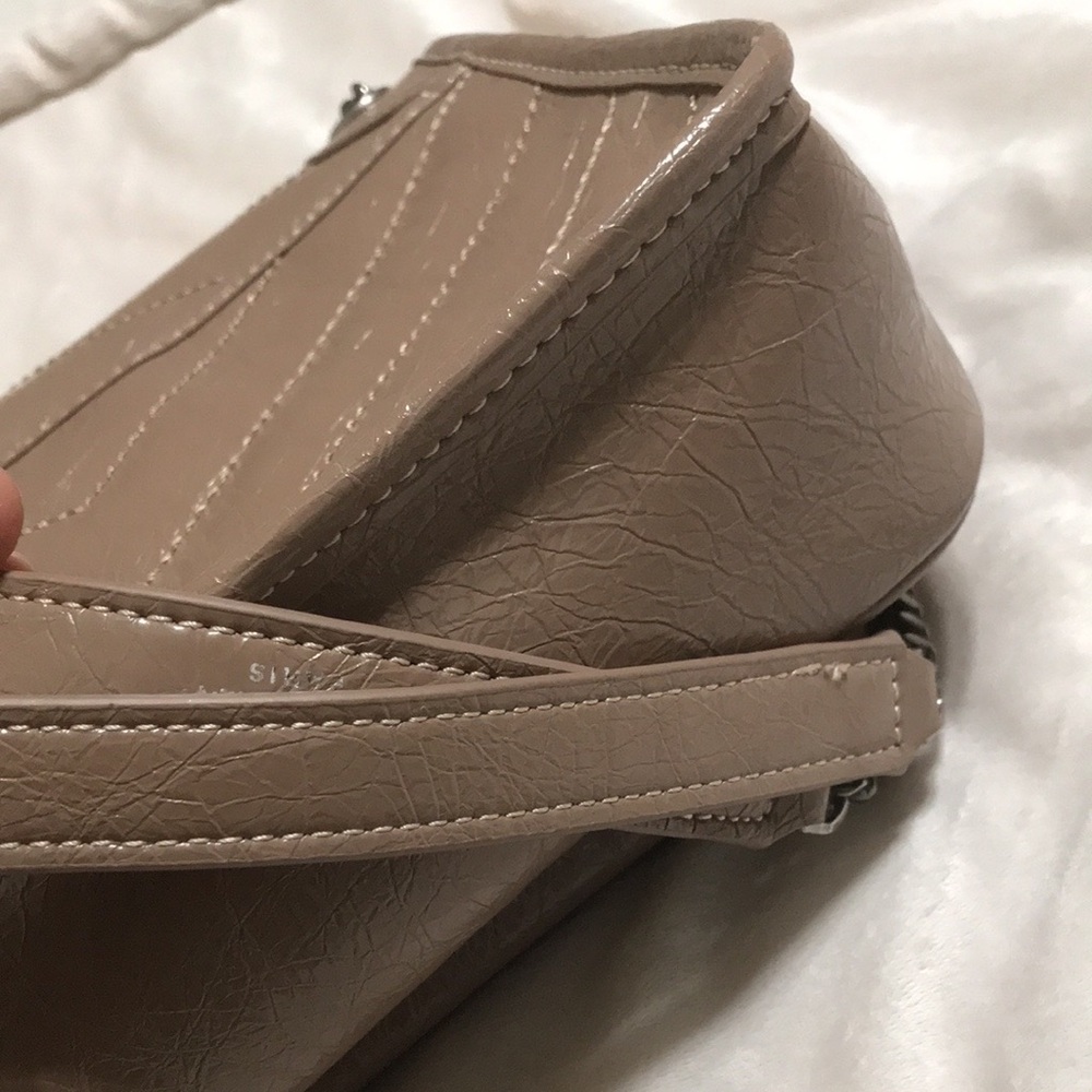 FiRM Crinkled bag - Picture 2 of 4